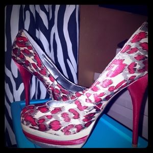 Just Fabs Womens platform heels